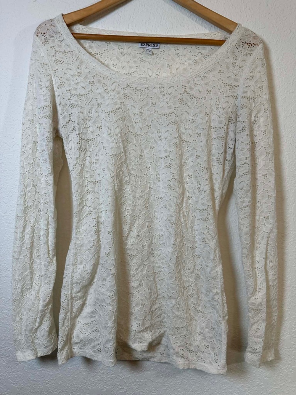 Express Ivory Floral Lace Long-Sleeve Scoop Neck Top